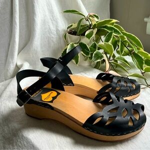 Swedish Hasbeens Black “Ornament” Clog Sandal- Size 7